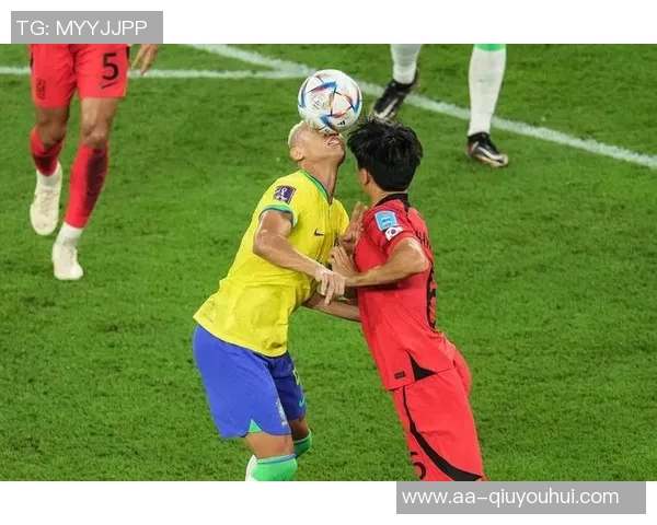 克雷桑身穿巴西9号球衣现场助威激情对决韩国队