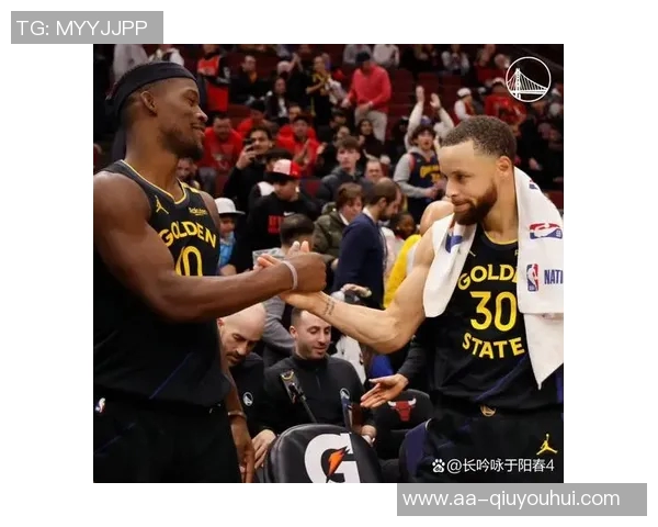 微笑刺客与库里:追梦勇士的控卫之道与得分型控球后卫的魅力解析